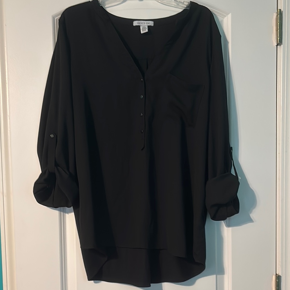 Kenneth Cole Reaction Black Boxy Cuffed Sleeve Blouse